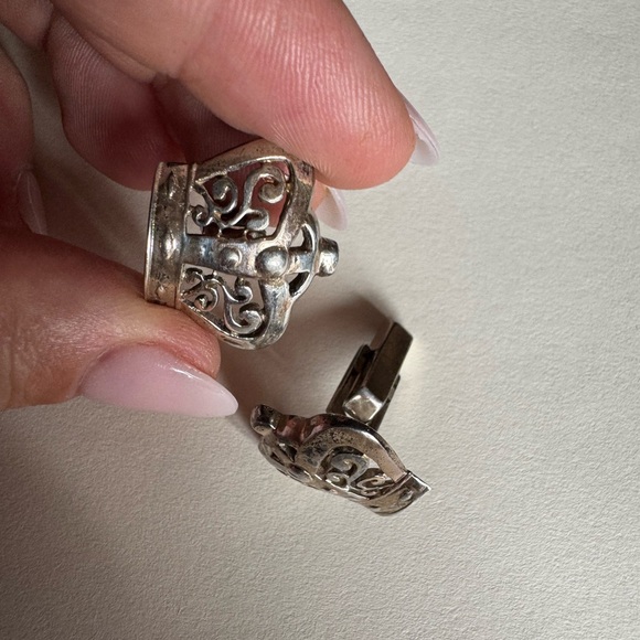 Elegant Vintage Sterling Silver Filigree Crown Cufflinks - Picture 6 of 9